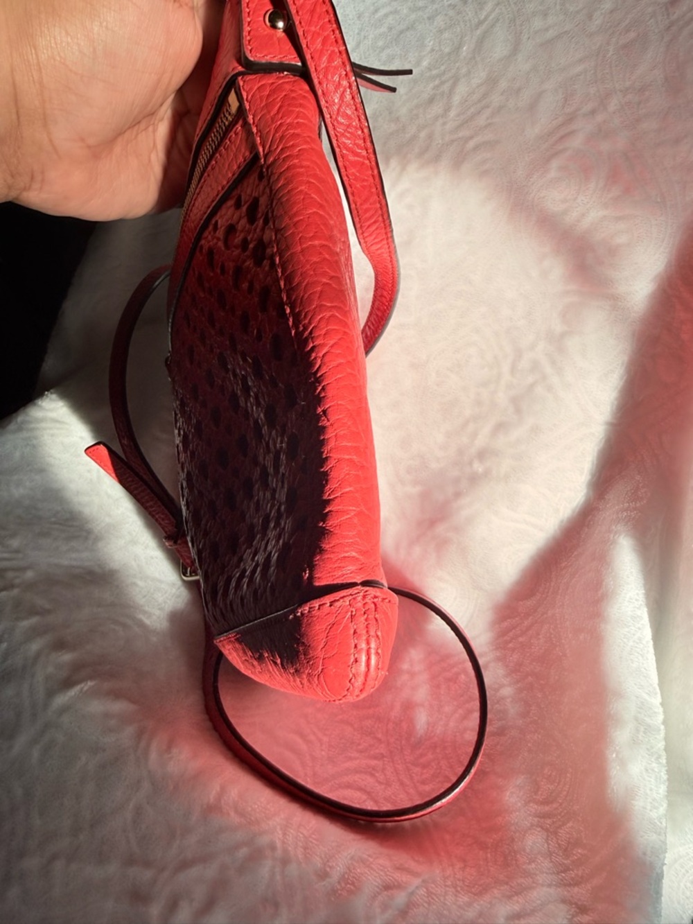 Kate Spade Red Crossbody Bag Pebbled Leather Perforated Front Zip - Picture 8 of 11